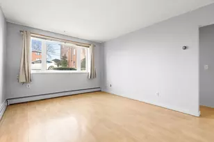 133 Warren St, Watertown, MA 02472 - Photo 9