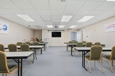 7 Stewart St, Haverhill, MA 01830 - Photo 31