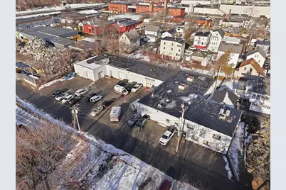 7 Stewart St, Haverhill, MA 01830 - Photo 5