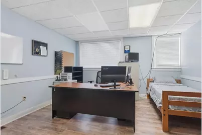 7 Stewart St, Haverhill, MA 01830 - Photo 27