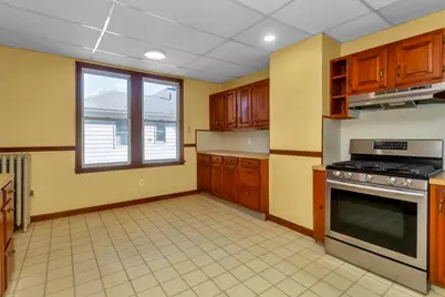 25-27 Elmwood, Holyoke, MA 01040 - Photo 3