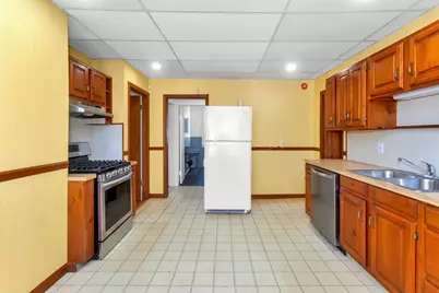 25-27 Elmwood, Holyoke, MA 01040 - Photo 7