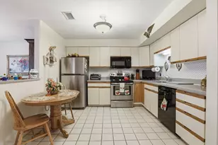 11 Weatherly Dr, Salem, MA 01970 - Photo 15