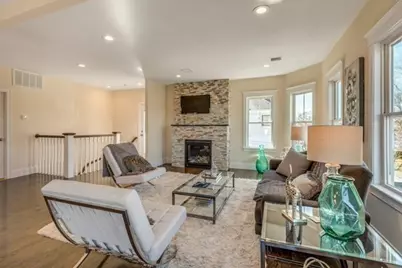 107 Warren St #107, Medford, MA 02155 - Photo 17