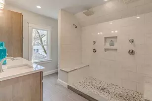 107 Warren St, Medford, MA 02155 - Photo 21