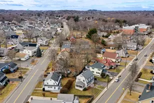 24 Lowell St, Woburn, MA 01801 - Photo 31