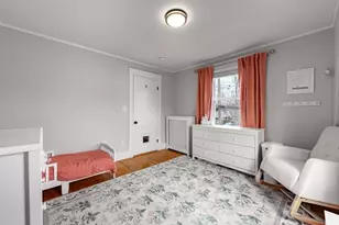 24 Lowell St, Woburn, MA 01801 - Photo 23