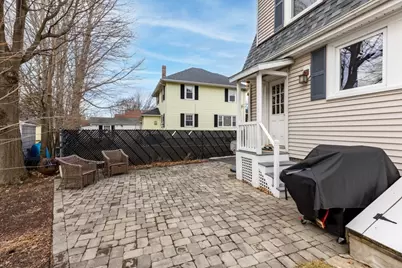 24 Lowell St, Woburn, MA 01801 - Photo 27