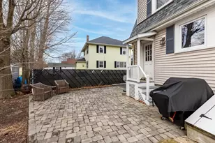 24 Lowell St, Woburn, MA 01801 - Photo 27