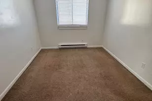 320 Elm St, Southbridge, MA 01550 - Photo 9