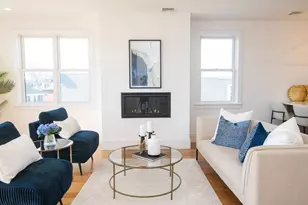 726 E 8th St, Boston, MA 02127 - Photo 3