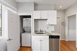 68 School St, Boston, MA 02129 - Photo 11