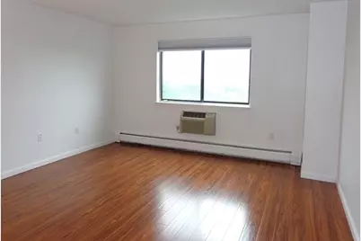 151 Coolidge Avenue #613, Watertown, MA 02472 - Photo 9