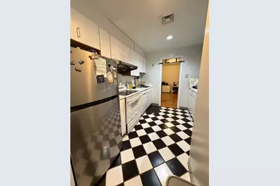 10 Weston Ave #322, Quincy, MA 02170 - Photo 7