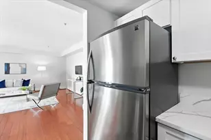 197 8th St, Boston, MA 02129 - Photo 17