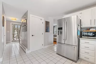 19 Fernwood Dr, Rutland, MA 01543 - Photo 5