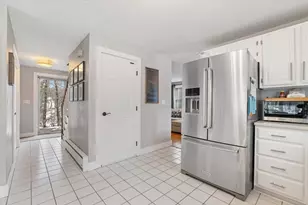 19 Fernwood Dr, Rutland, MA 01543 - Photo 5