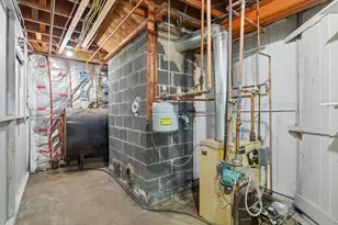 259 Ohio Ave, West Springfield, MA 01089 - Photo 27