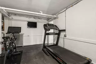 96 Gardner Rd, Brookline, MA 02445 - Photo 39