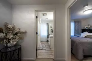 417 Hildreth St, Lowell, MA 01850 - Photo 11