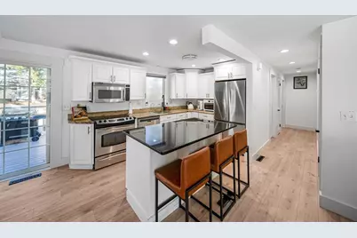 491 S West Street, Agawam, MA 01030 - Photo 17