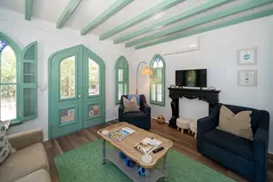 9 Brunswick, Oak Bluffs, MA 02557 - Photo 5