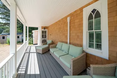 9 Brunswick, Oak Bluffs, MA 02557 - Photo 19