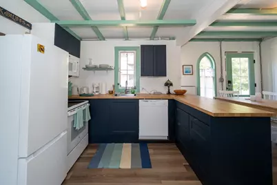 9 Brunswick, Oak Bluffs, MA 02557 - Photo 7