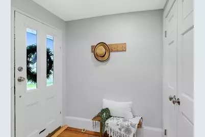 7 Summer St #7, Newburyport, MA 01950 - Photo 5