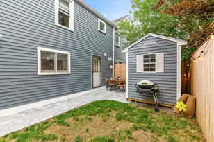 7 Summer St, Newburyport, MA 01950 - Photo 21