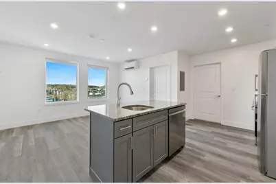 585 Essex St #PH 509, Lynn, MA 01901 - Photo 3