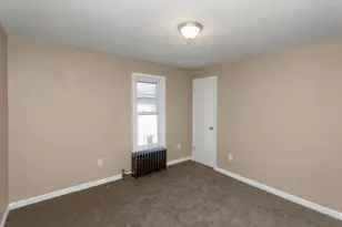 49 View St, Holyoke, MA 01040 - Photo 27