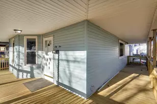 49 View St, Holyoke, MA 01040 - Photo 31