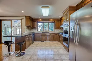 24 McIntosh Dr, Wilbraham, MA 01095 - Photo 7