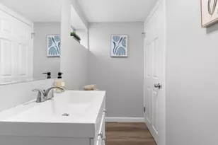 68 Charles St, Boston, MA 02136 - Photo 15