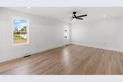 316 Old Westport Rd, Dartmouth, MA 02747 - Photo 13