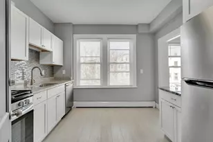 142 Sutherland Rd, Boston, MA 02135 - Photo 5