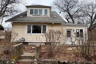 126 Lakehurst Ave, Weymouth, MA 02189 - Photo 1