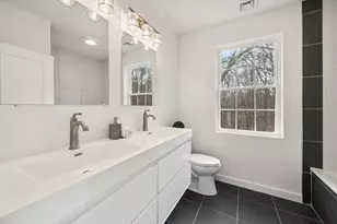 441 Old County Rd, Westport, MA 02790 - Photo 17