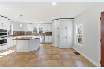 36 Chestnut St., Marlborough, MA 01752 - Photo 5