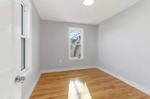 36 Chestnut St, Marlborough, MA 01752 - Photo 23