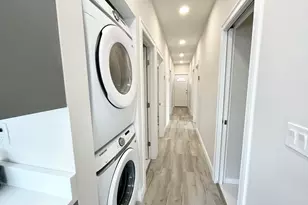 23 Newport St, Boston, MA 02125 - Photo 5