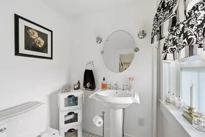 204 Village St, Medway, MA 02053 - Photo 11