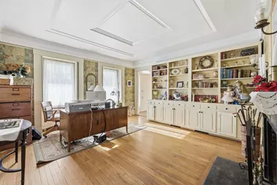 204 Village St, Medway, MA 02053 - Photo 9