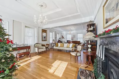 204 Village St, Medway, MA 02053 - Photo 5