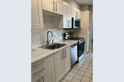 50 Longwood #1018, Brookline, MA 02446 - Photo 3