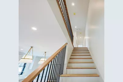 68 Rowe St #3, Boston, MA 02131 - Photo 5