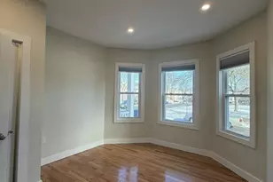 40 Central St, Haverhill, MA 01830 - Photo 9