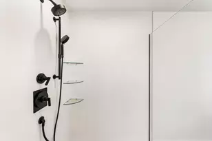 6 Callahan Dr, Woburn, MA 01801 - Photo 23