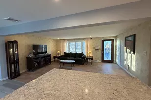 23 Orchard, Saugus, MA 01906 - Photo 9